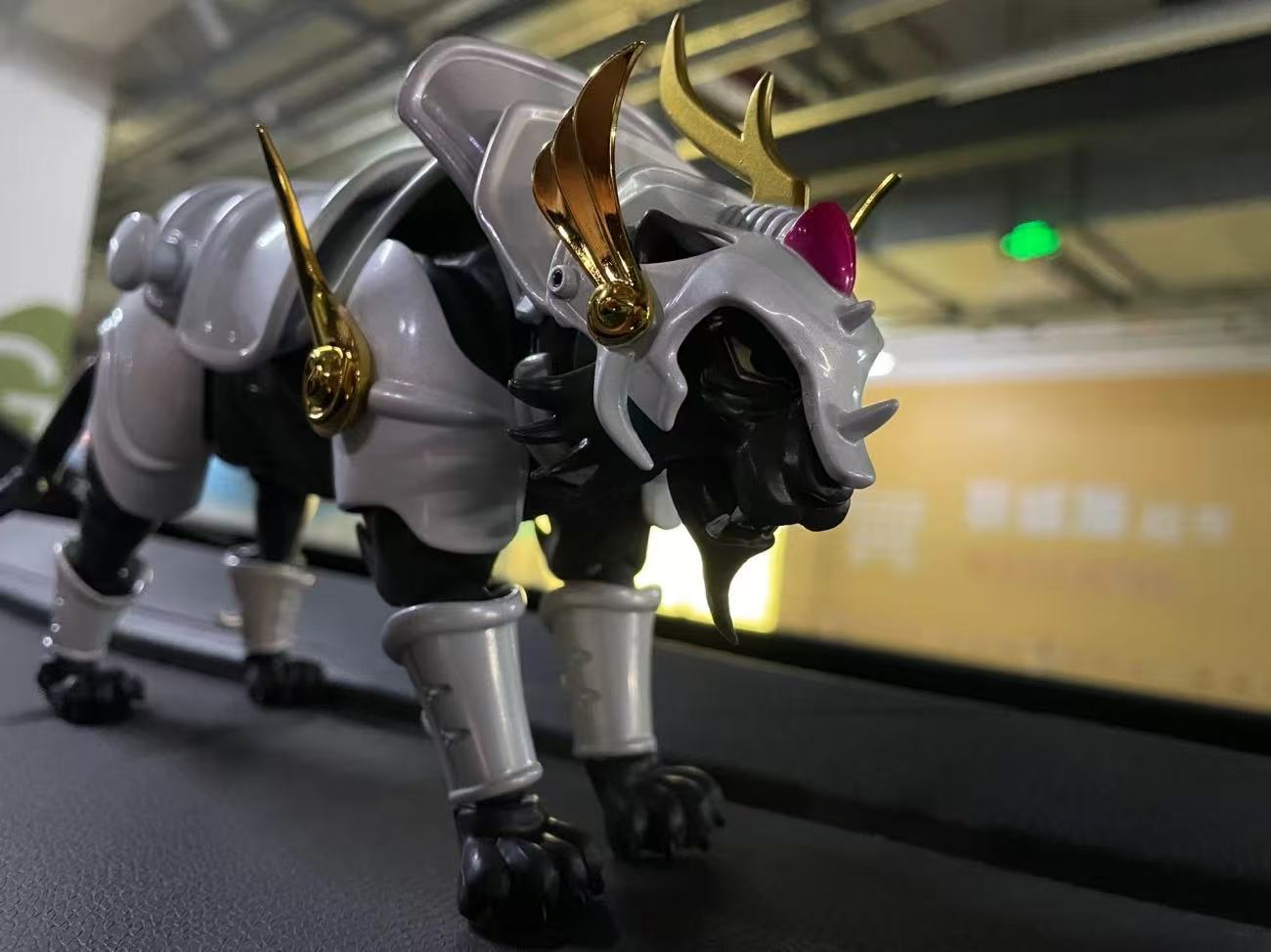 โยโรเด็น ซามูไร ทรูปเปอร์ส โรน - Bandai Tamashii Nations S.H.Figuarts บทวิจารณ์และราคา